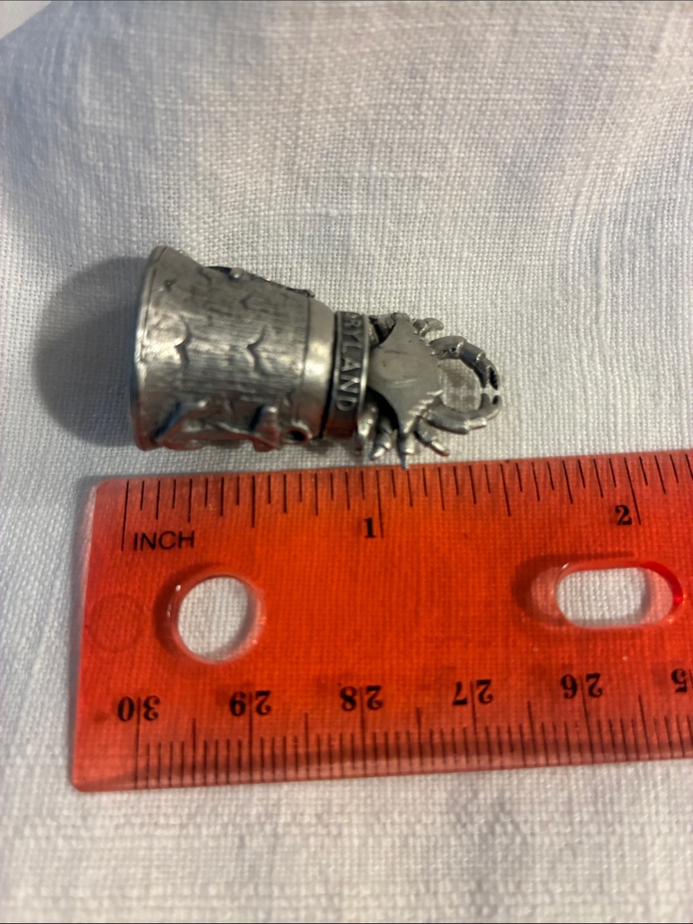 Vintage Pewter Maryland Crab Thimble Collectible Souvenir made in UK - Picture 8 of 10